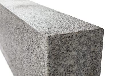 Granitkantsten GV2 rak