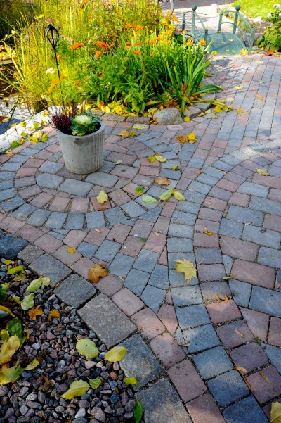 S:t Eriks® marksten, Rustik struktur i miljö, grafit mix och venetia mix